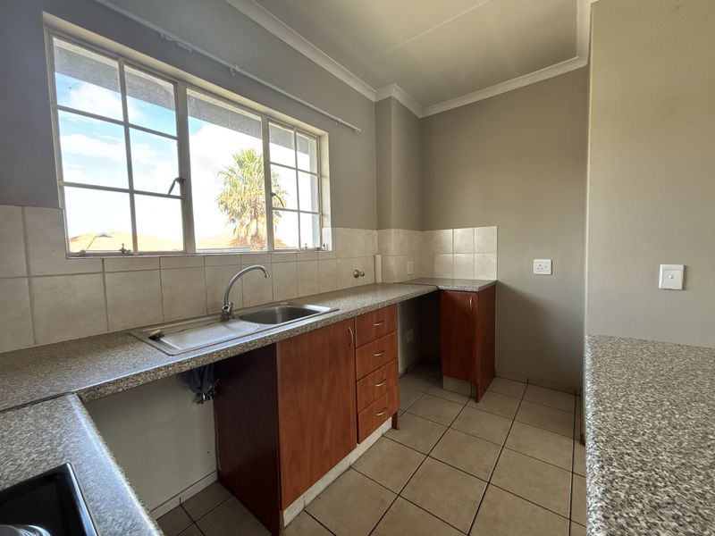 Modern First Floor Unit in Brookfield Complex – Vlei Road, Rynfield - Photo 8