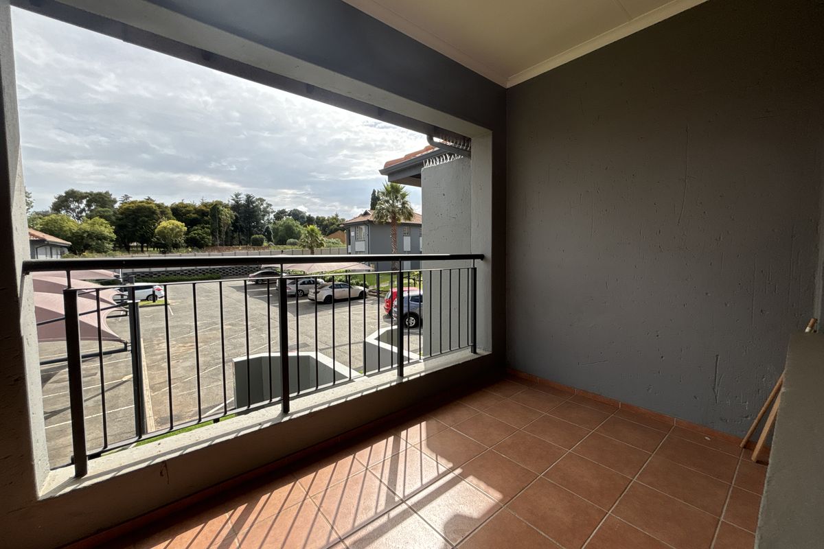 Modern First Floor Unit in Brookfield Complex – Vlei Road, Rynfield - Photo 3