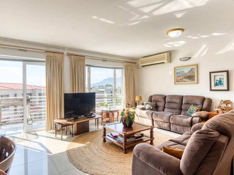 3 Bedroom Luxury Home For Sale - Photo 3