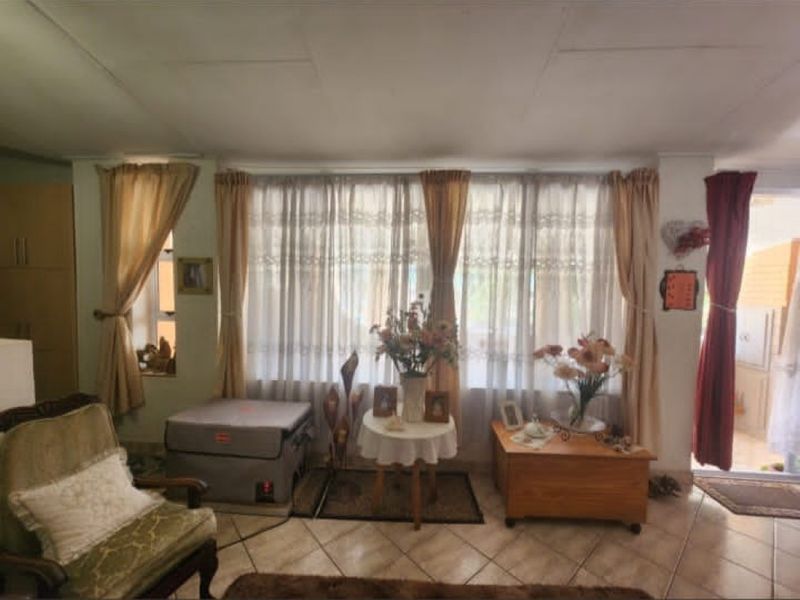 Exclusive Corner Unit in Avondsrus, Rooiberg - Photo 8