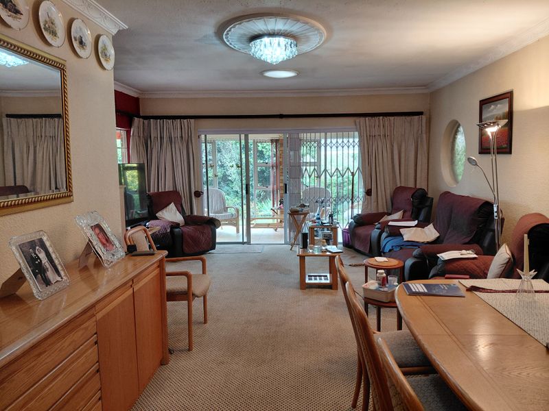 Timeless Traditional Home in Exclusive Boomed Area - Photo 8