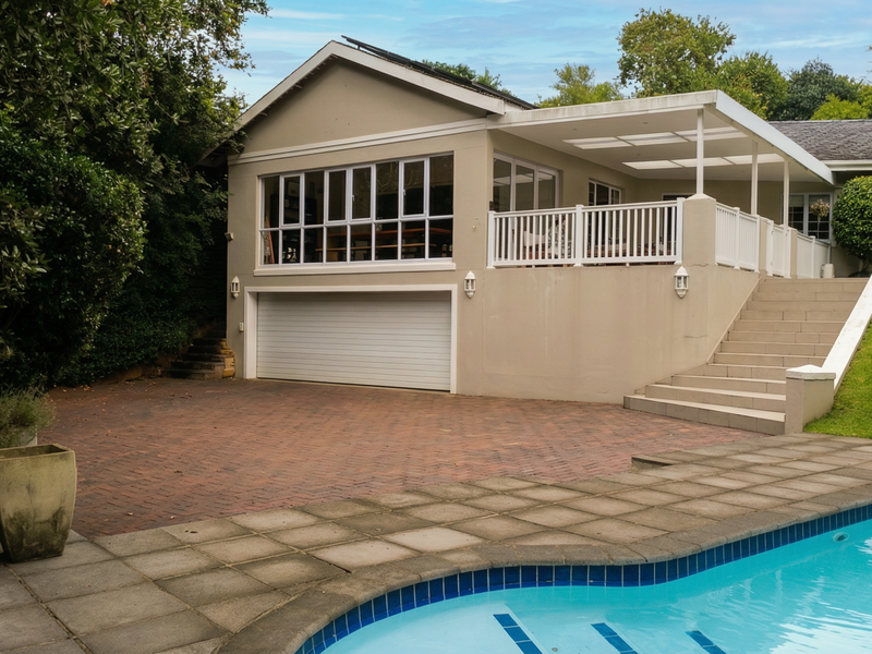 Exclusive Mandate | Private, Modern Family Home with Solar and Exceptional Living Spaces - Photo 4