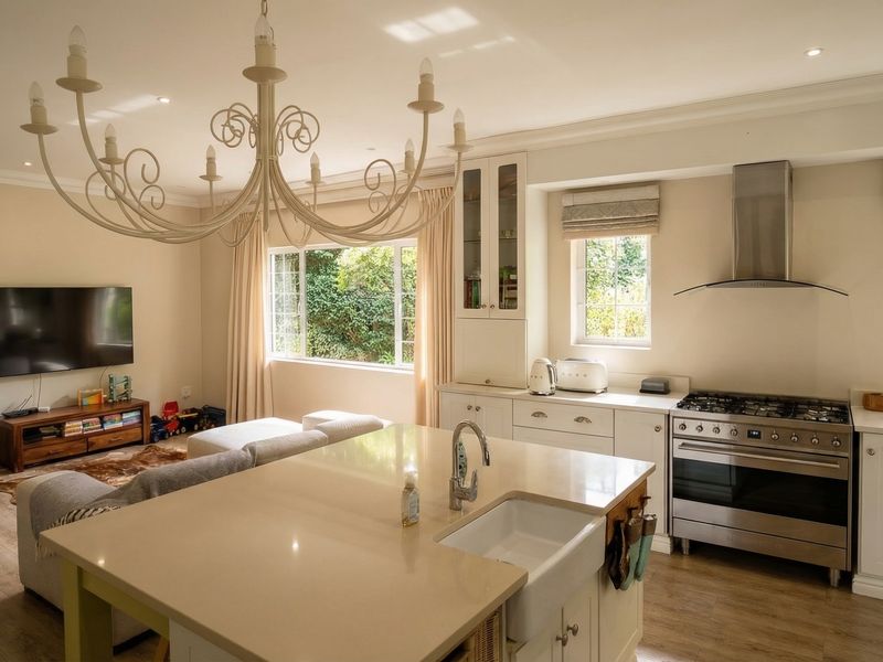 Exclusive Mandate | Private, Modern Family Home with Solar and Exceptional Living Spaces - Photo 7