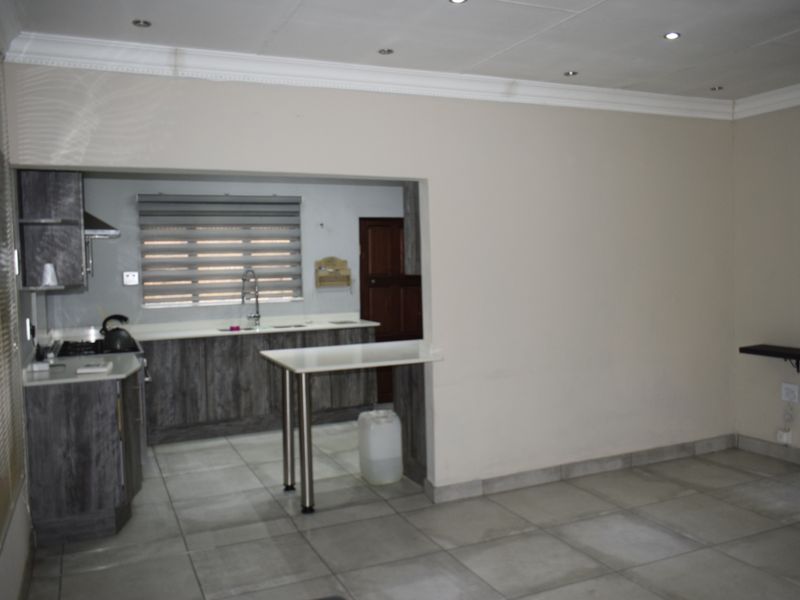 Neat 3 bedroom for sale in Comet - Photo 10