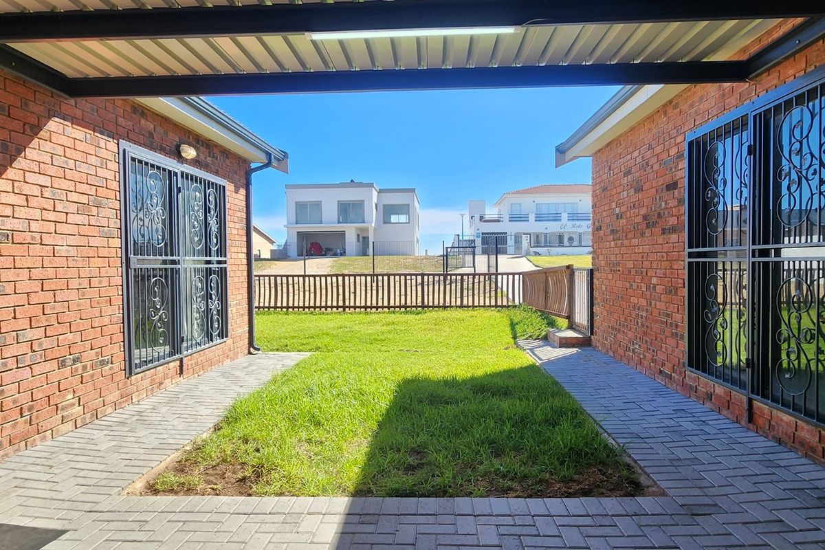 Low-Maintenance Facebrick Home in Oceanview Heights - Photo 3