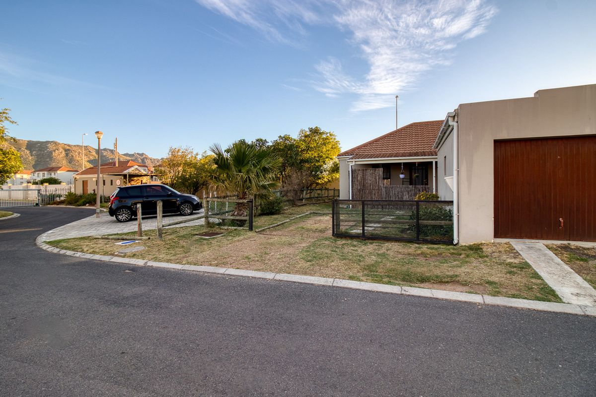 Contemporary Estate, Investment - Photo 3