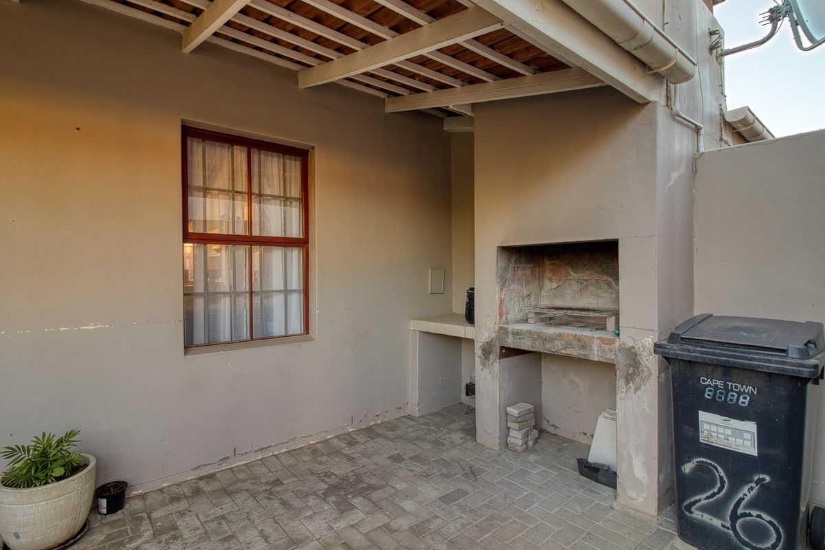 Contemporary Estate, Investment - Photo 5