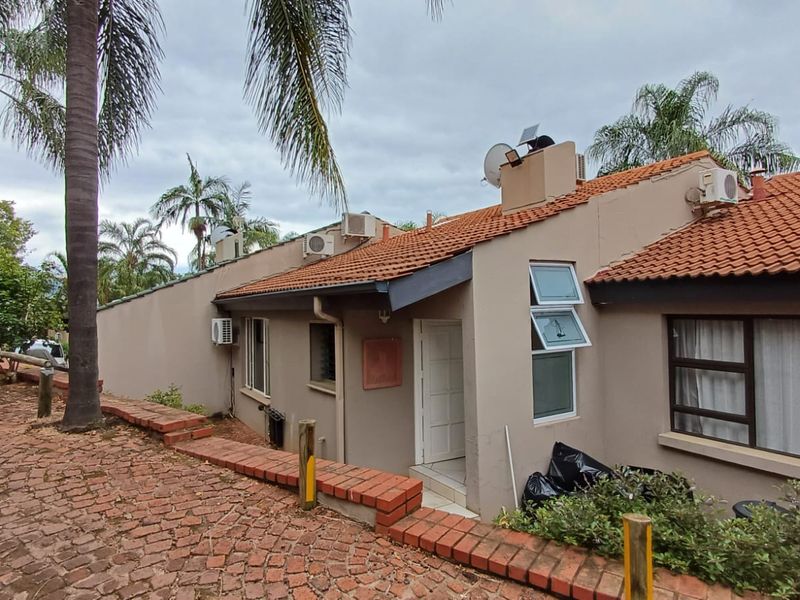 A beautiful and welcoming home ideal for spending quality weekend time with family - Photo 3