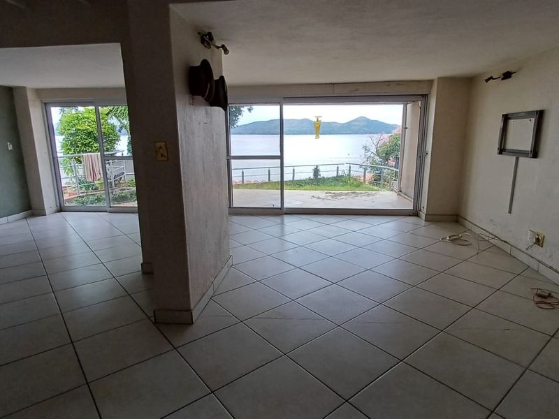 A beautiful and welcoming home ideal for spending quality weekend time with family - Photo 6