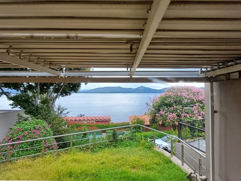 A beautiful and welcoming home ideal for spending quality weekend time with family - Photo 5