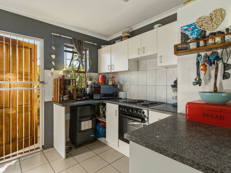 Investment Opportunity in Gordons Bay - Photo 2