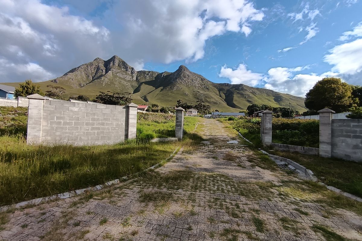 Development Opportunity – 4,461m2 Vacant Plot in Kleinmond, Overberg - Photo 3