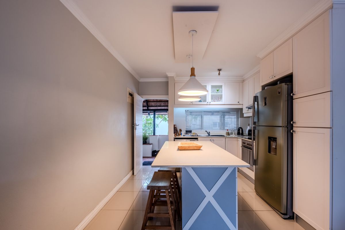 Coastal Living in an Exclusive Umhlanga Estate with Beautiful Sea Views - Photo 3