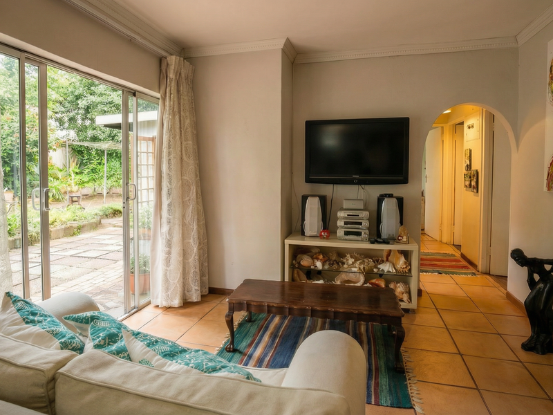 Character Family Home - Photo 4