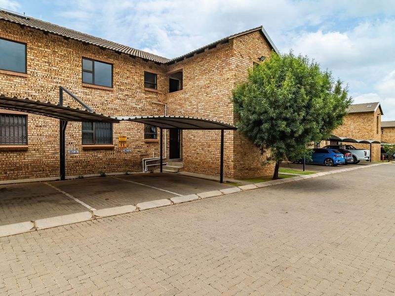 Spacious and Modern First Floor Unit in Brentwood Manor – Goedeburg - Photo 2