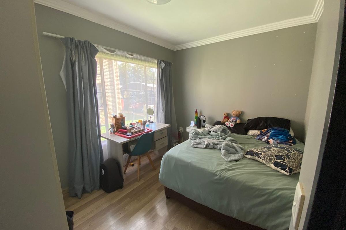 Charming 2-bedroom house for sale in Vanderbijlpark SW 5 – perfect for families or investors! - Photo 3