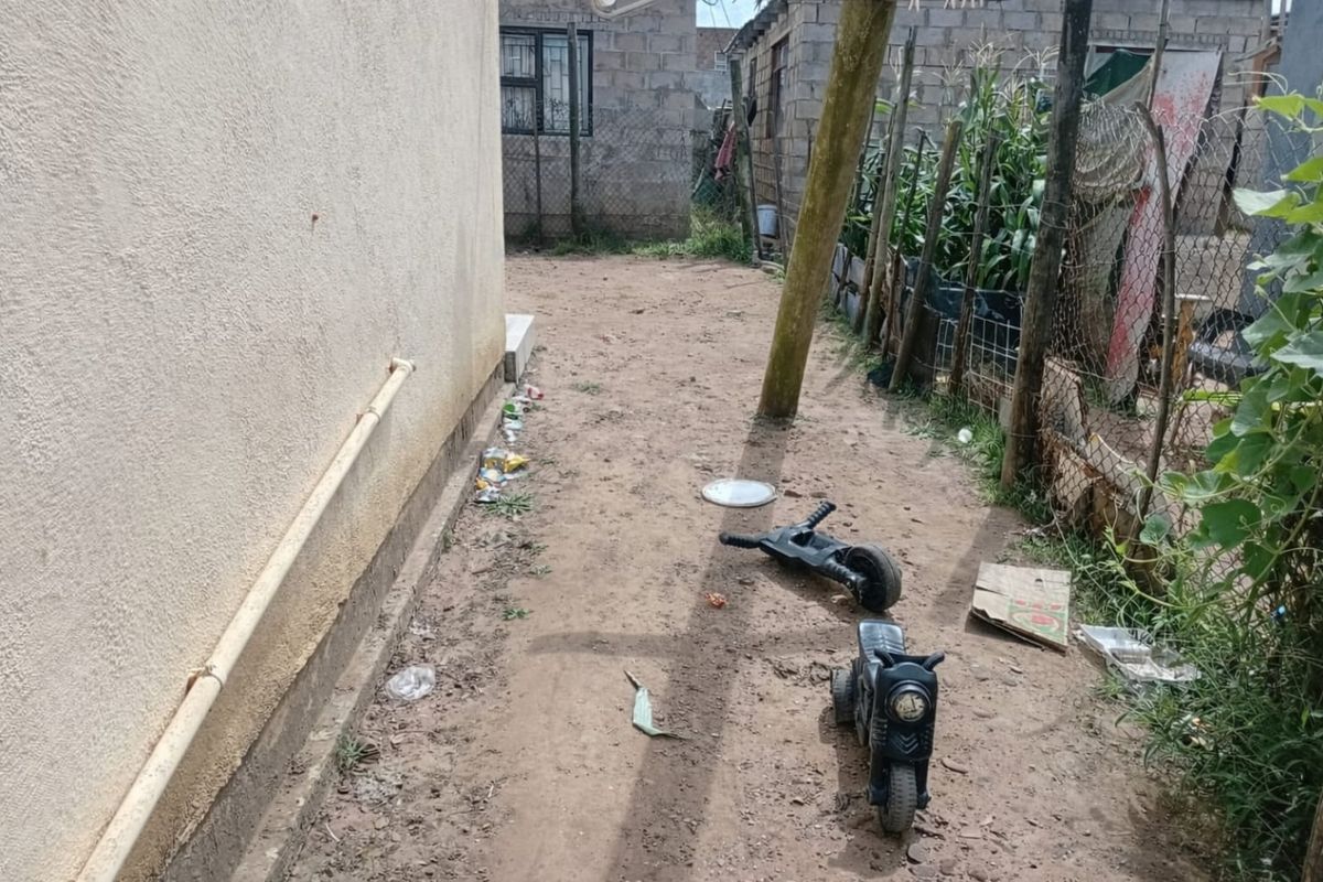 House For Sale In Mossel Bay - Photo 2