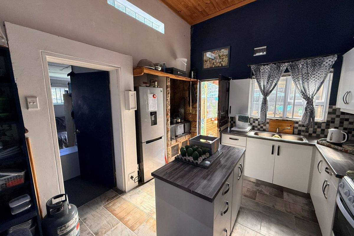 Peaceful Small-Town Living Awaits at 14 Disa Street. - Photo 5