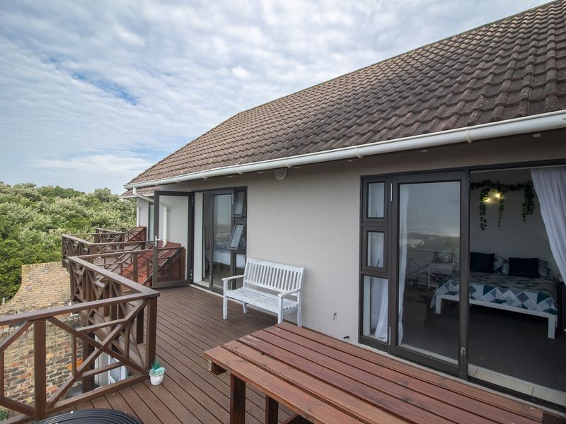 Breath taking Coastal Views from This Three Bedroom Home in Port Alfred - Photo 7