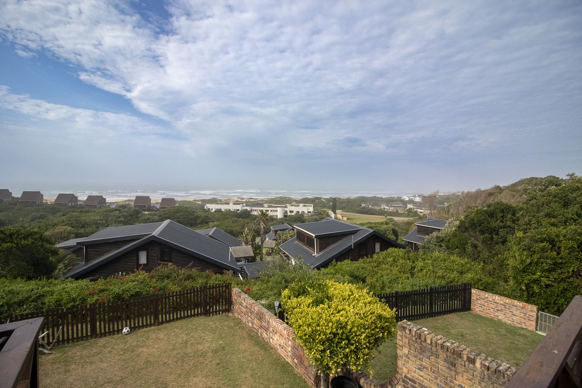 Breath taking Coastal Views from This Three Bedroom Home in Port Alfred - Photo 4