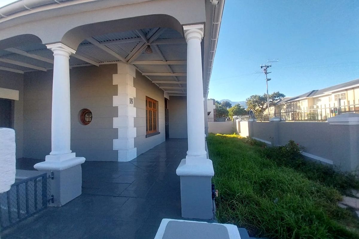 Charming Home in a Convenient Worcester Location! - Photo 3