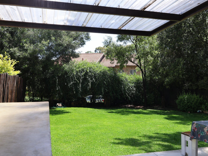 Neat As A Pin! Modern Comfort, Safe Living - Photo 3