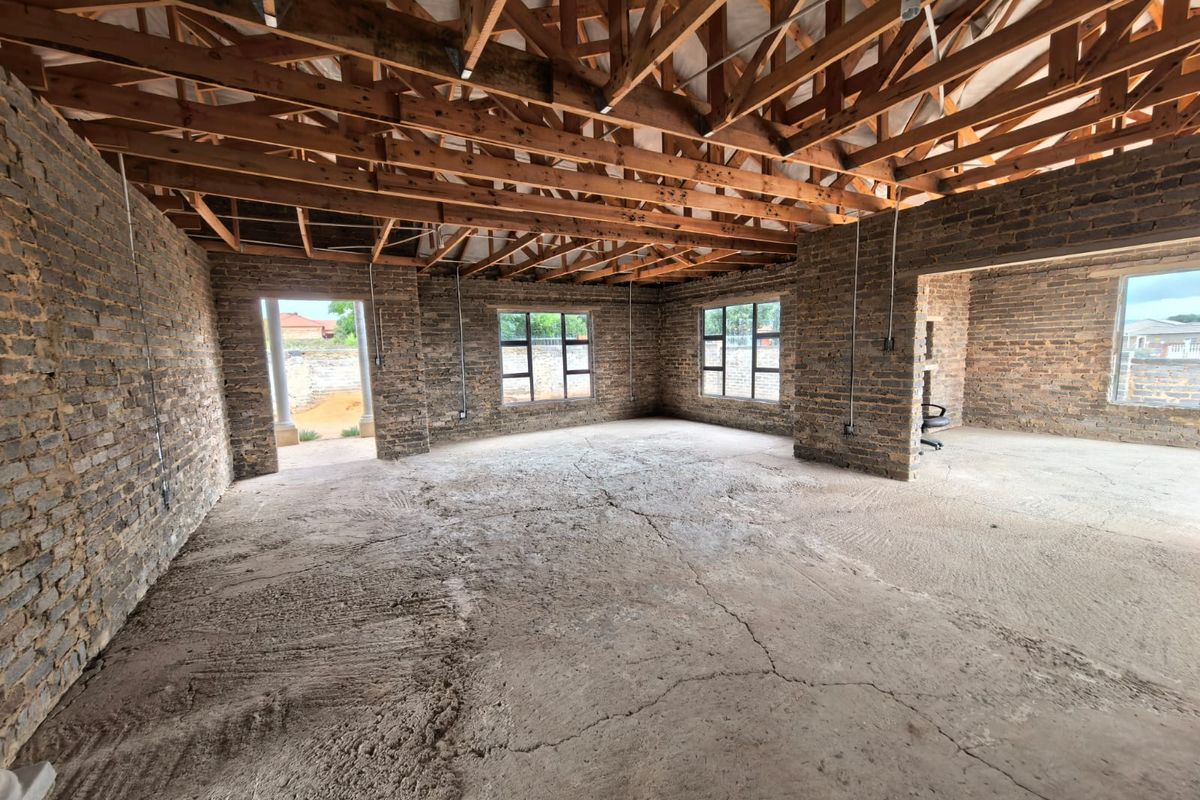 Unlock the Potential: Finish Your Dream Home Your Way! - Photo 4