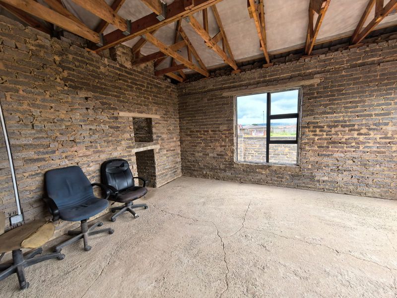 Unlock the Potential: Finish Your Dream Home Your Way! - Photo 6