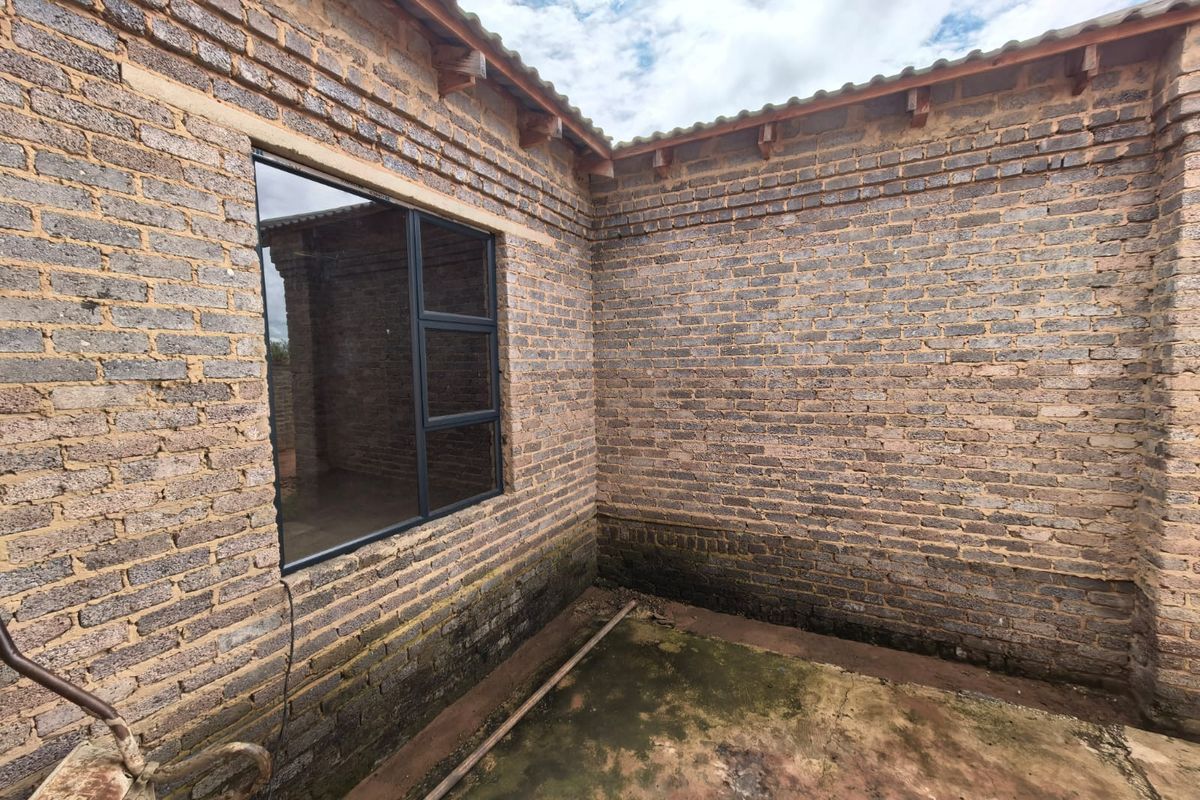 Unlock the Potential: Finish Your Dream Home Your Way! - Photo 3