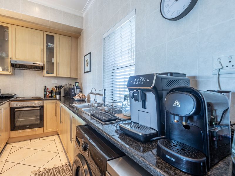 Apartment For Sale In Blouberg - Photo 7