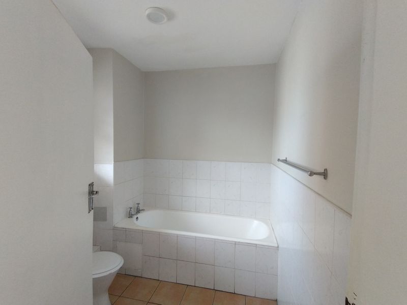 One bedroom  South Beach Investors - Photo 5