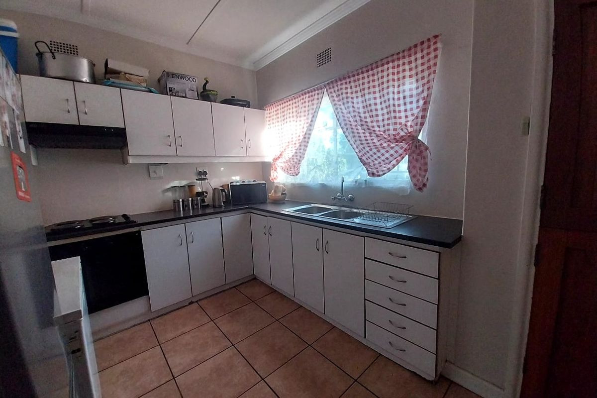 A Beautiful Opportunity in Popular Rouxpark, Worcester - Photo 4