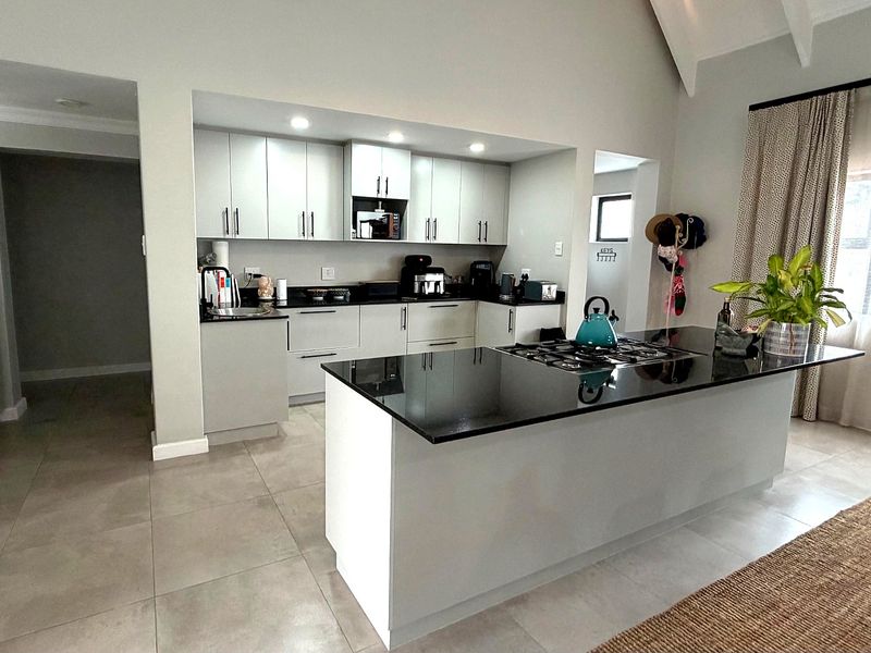 Say yes to the new address. - Photo 2