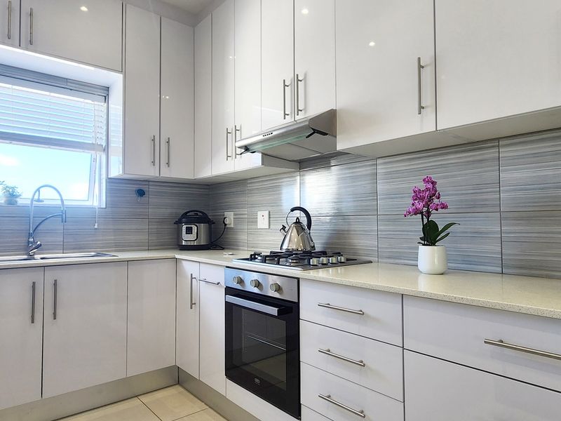 FAMILY HOME AVAILABLE FOR LONG-TERM RENTAL IN AGULHAS - Photo 7