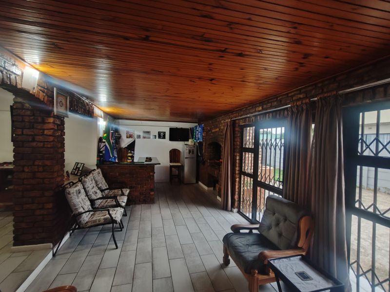 Property for sale in Winsor Park Despatch - Photo 7