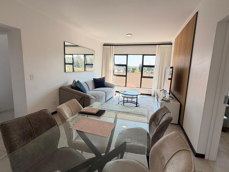 Modern 3-Bedroom 2 Bathroom Apartment with Backup Power at Key West - Photo 9