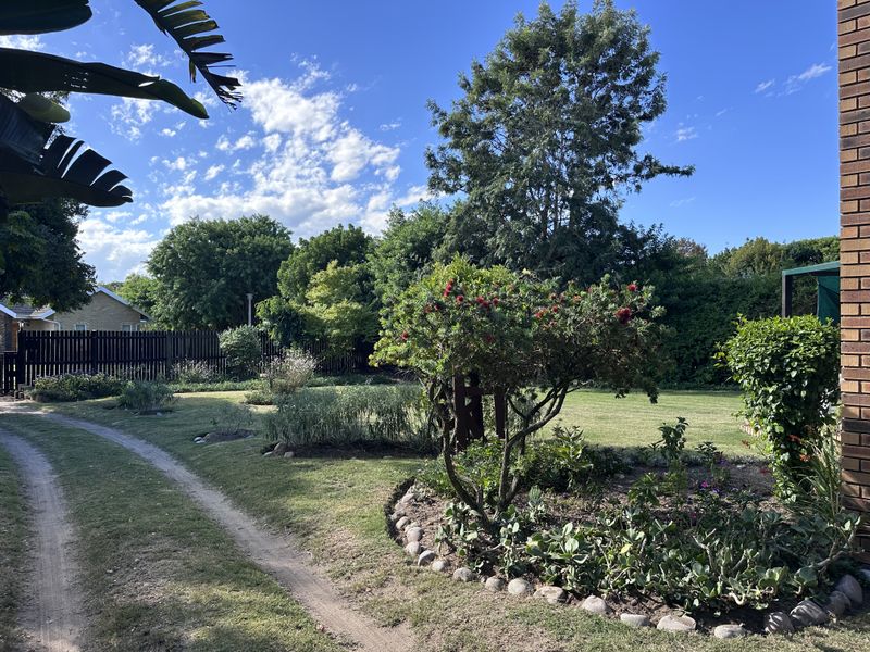 4 Bedroom Facebrick - The Island - Photo 6