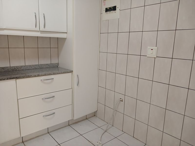 APPEALING 2-BED 2-BATH APARTMENT -  OPEN & SEA VIEWS NORTH BEACH - Photo 7