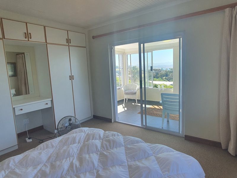 Prime Address – Spacious Home with Harbour Views | Priced to Sell - Photo 5