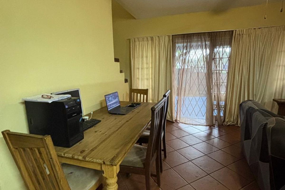 Duplex On Prime Bluff Road - Photo 4