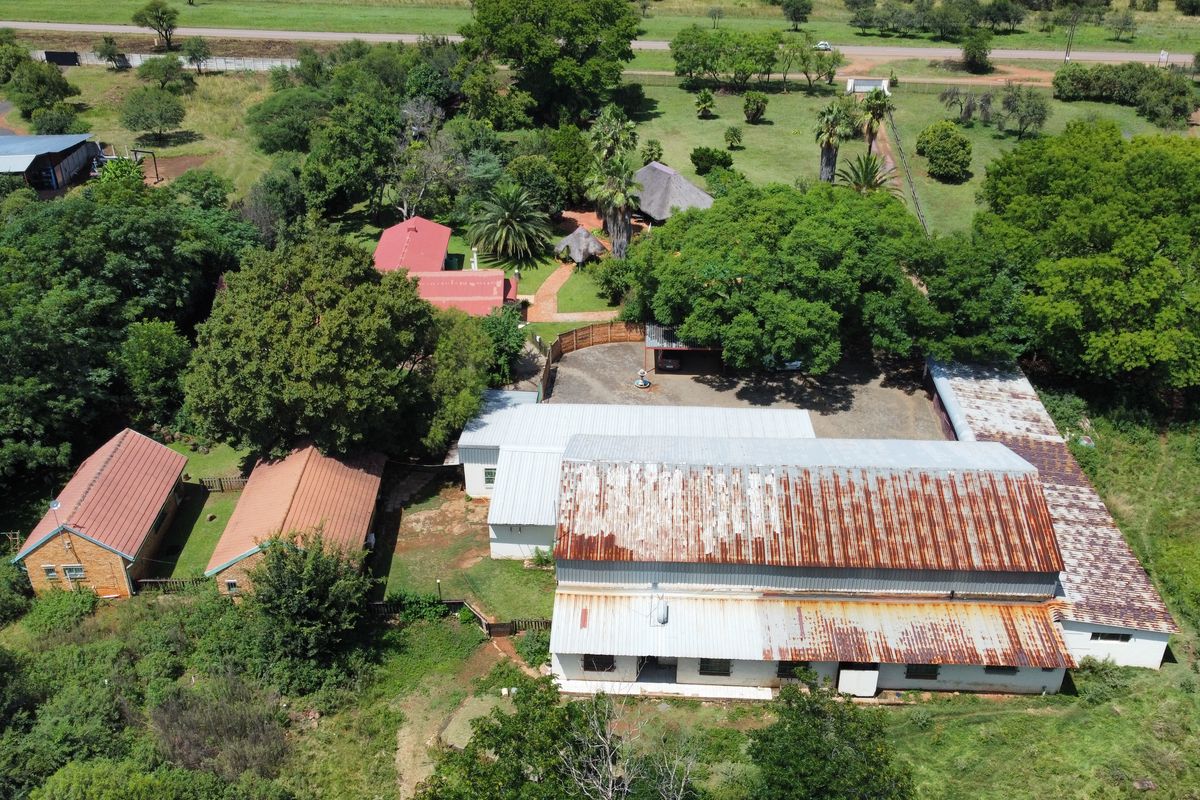 Versatile 2.2ha Smallholding with Two Homes, Workshop & Income Potential!!! - Photo 5