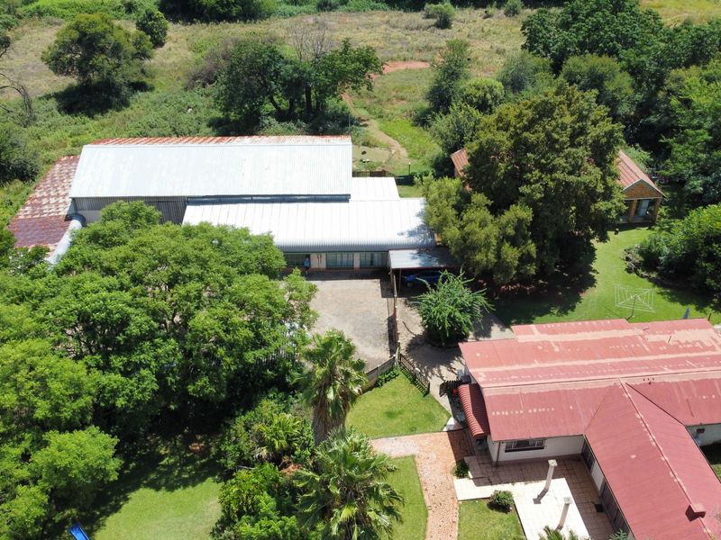 Versatile 2.2ha Smallholding with Two Homes, Workshop & Income Potential!!! - Photo 2