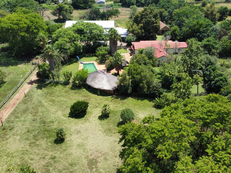 Versatile 2.2ha Smallholding with Two Homes, Workshop & Income Potential!!! - Photo 3