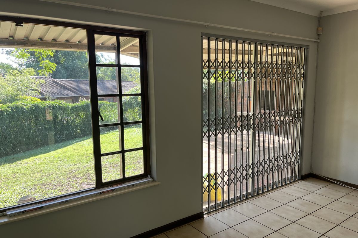 Hayfields - Simplex To Let - Photo 5