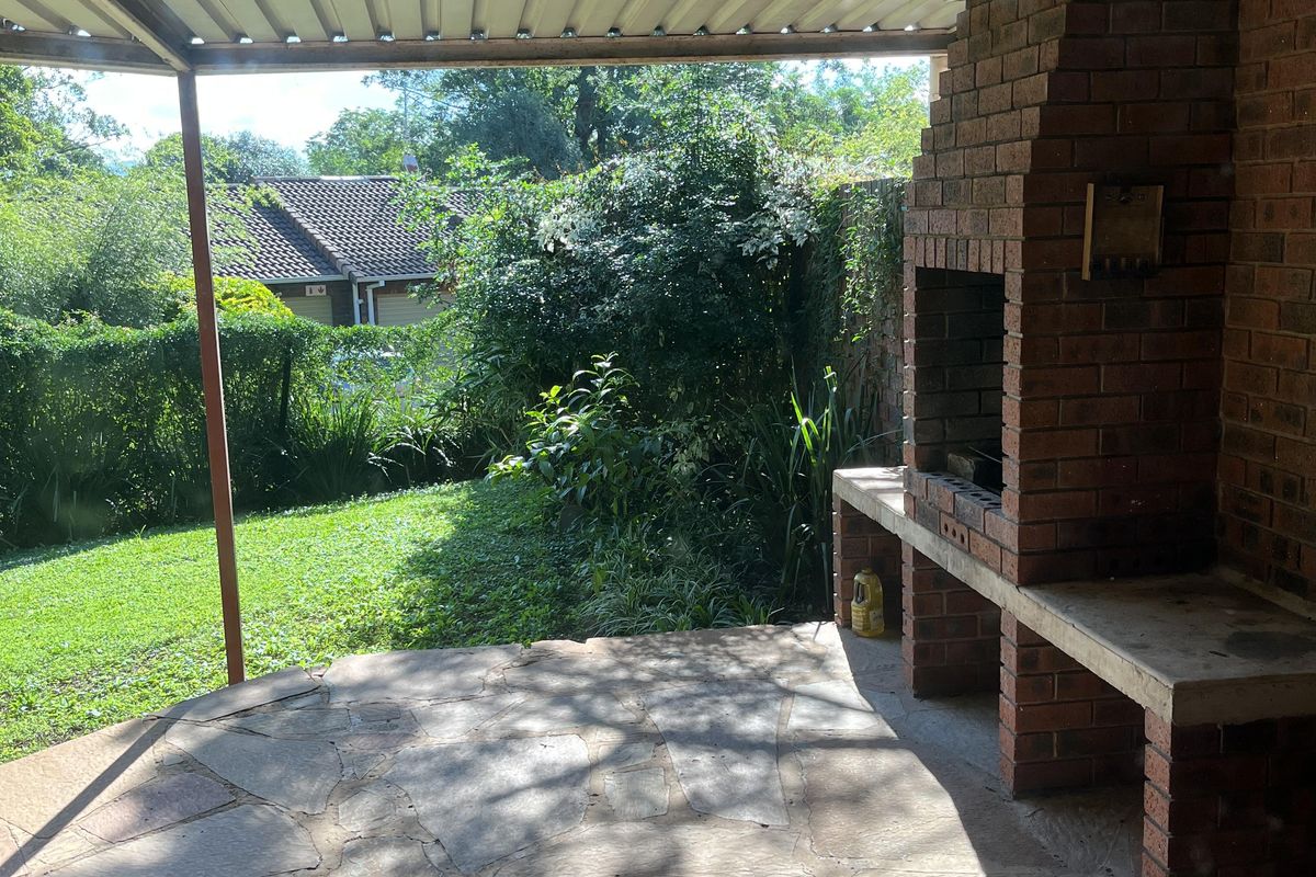 Hayfields - Simplex To Let - Photo 2