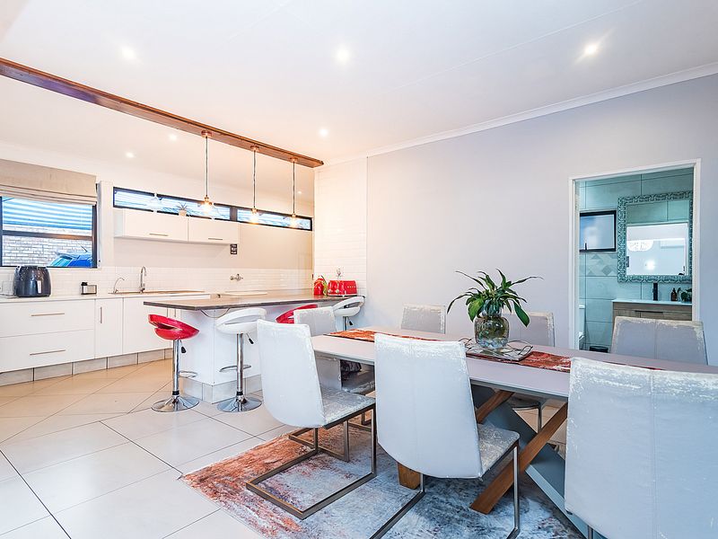 Bidding To Start From R1 895 000  Live NON Distressed Auction - Photo 9