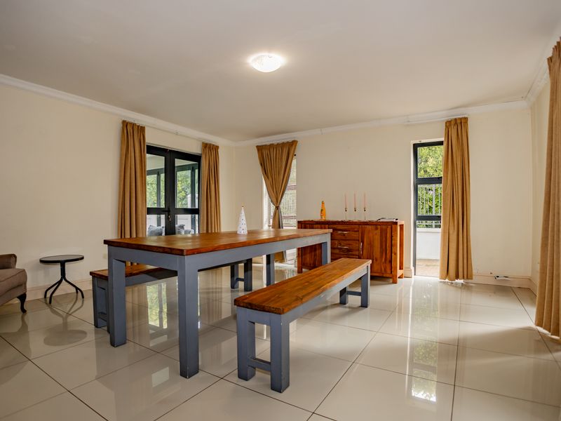 4-Bedroom Luxury Home to Rent in Zevenwacht Country Estate - Photo 2