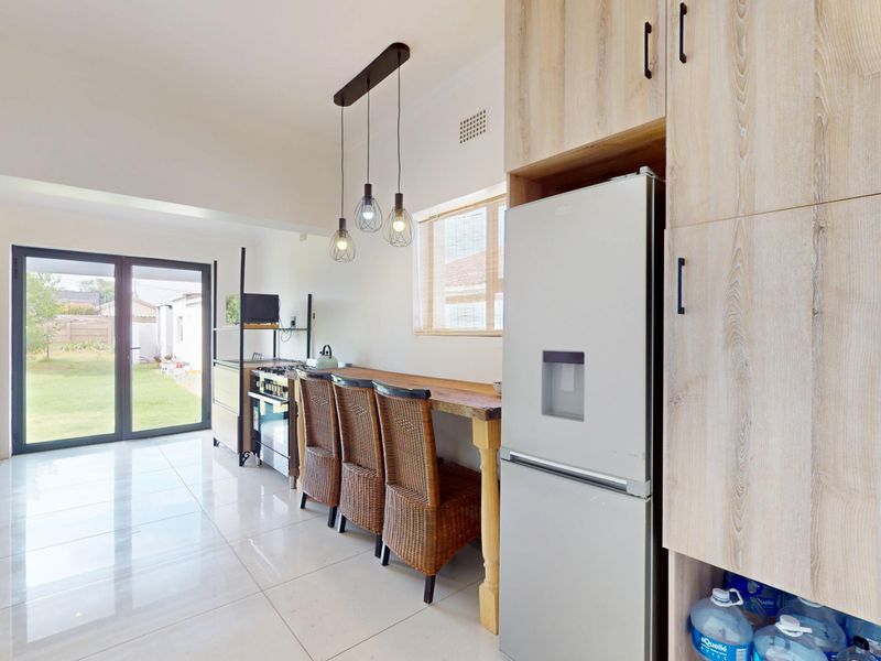 Starting to bid from R1,599,000! Non-Distressed Live Luxury Auction! - Photo 8