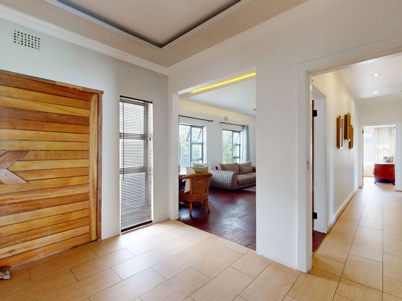 Starting to bid from R1,599,000! Non-Distressed Live Luxury Auction! - Photo 7