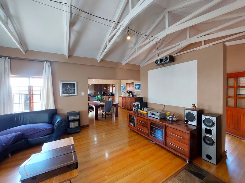 Family living with a flatlet on the Ridge - Photo 6